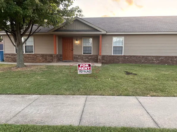 3300 SW Victoria Pl APT 2, Bentonville, AR 72712