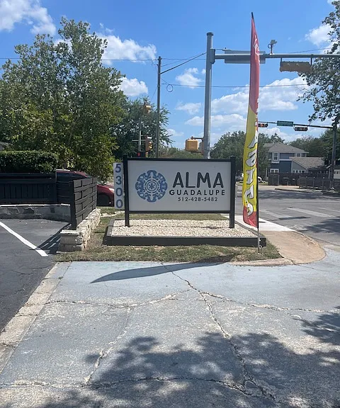 Alma Guadalupe — Photo 9