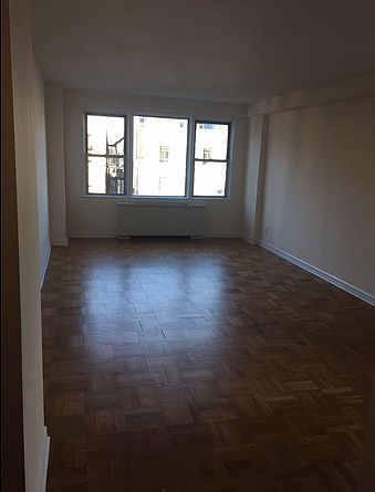 1st image of 365 W 50th St APT 3E