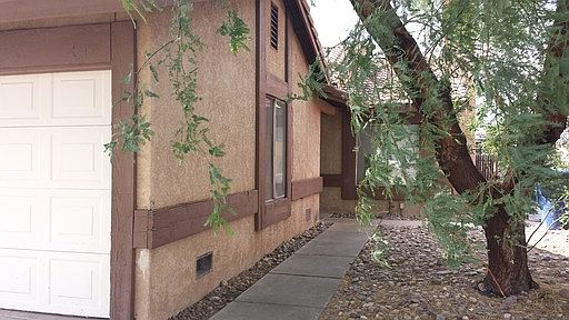 2nd image of 1730 W Lester St