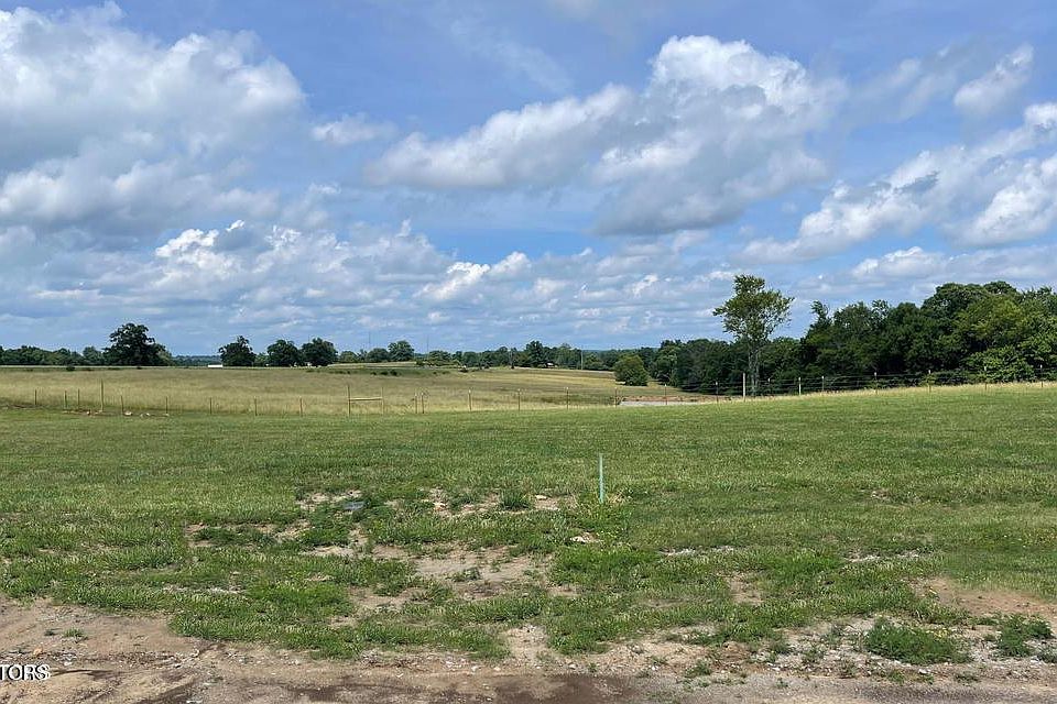1st image of Gardens Rv Dr