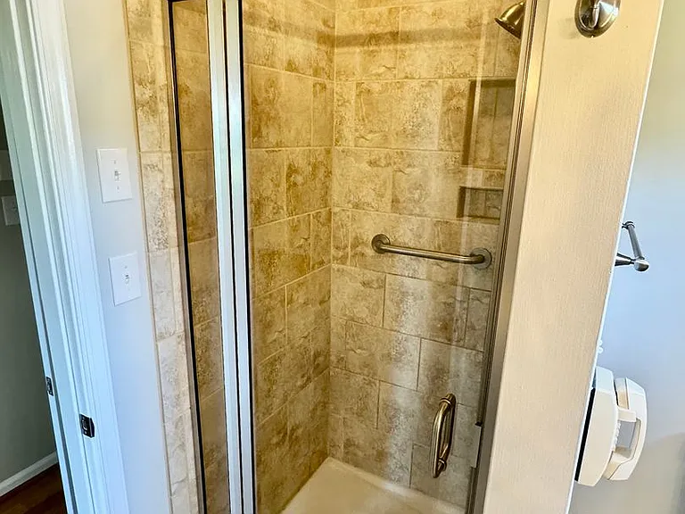 4345 Temple Ct — Photo 16