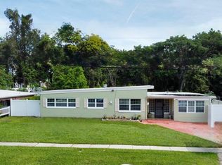 5925 Dahlia Dr, Orlando, FL 32807