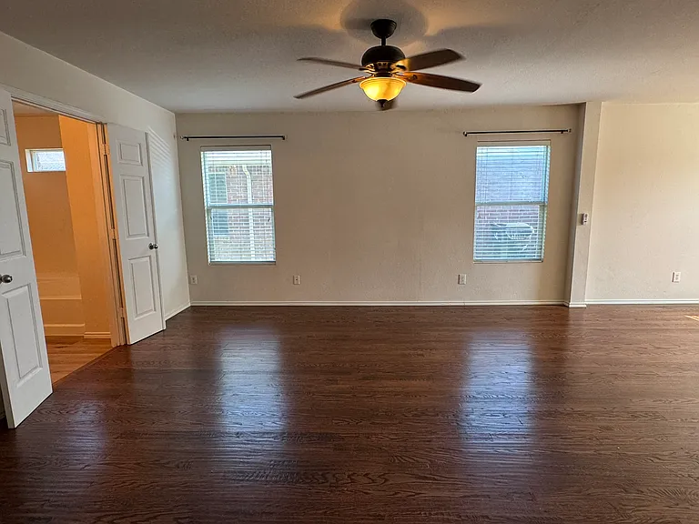 13287 Fowler Dr — Photo 27