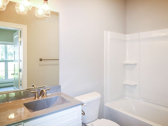 5th image of 8725 Merrill Cir
