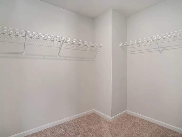 201 Cherry Grove Dr — Photo 18