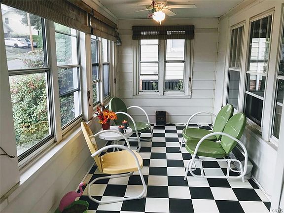 5th image of 121 Kuhl Ave #23