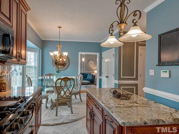 4th image of 1007 Tarford Pl