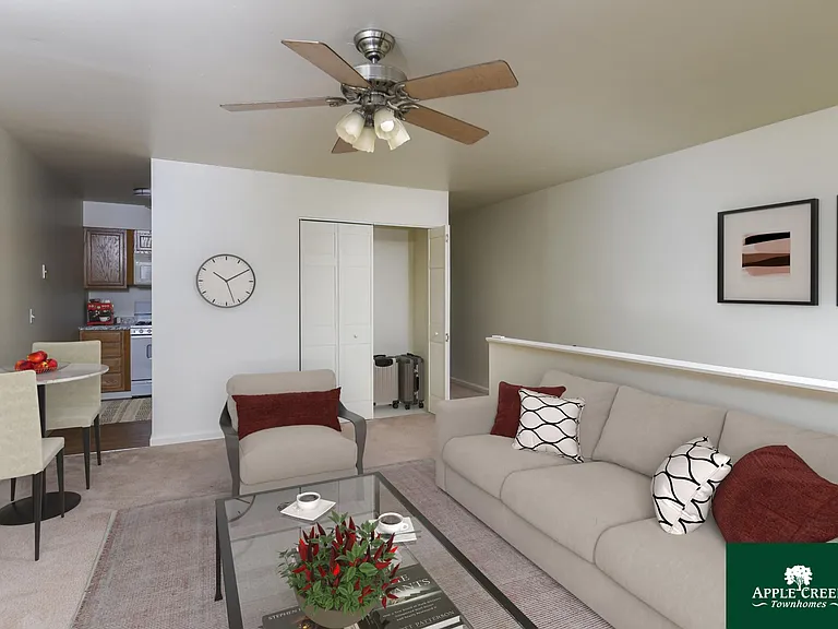Apple Creek Townhomes — Photo 15