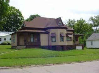 201 S Church St, Toledo, IA 52342
