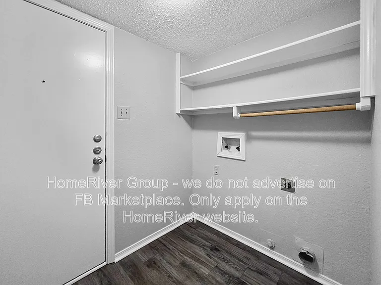 2201 Homecraft Ln — Photo 7