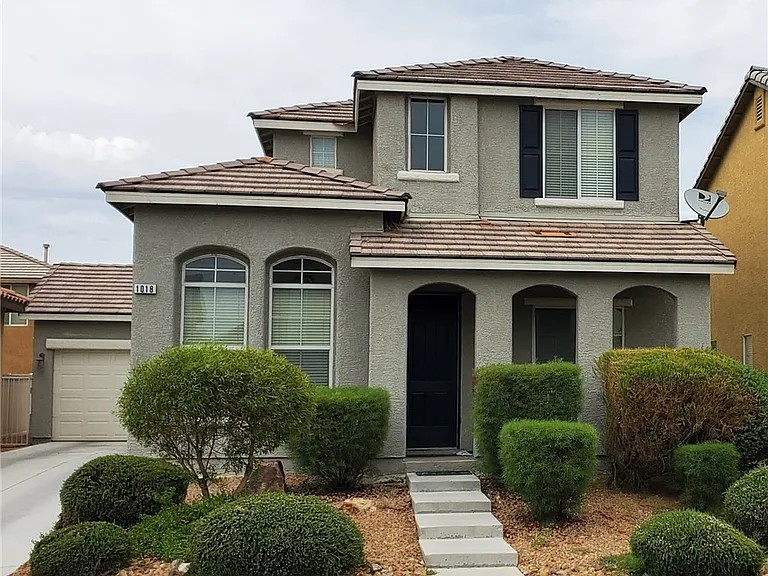 1018 Garnet Ridge Ct — Photo 2