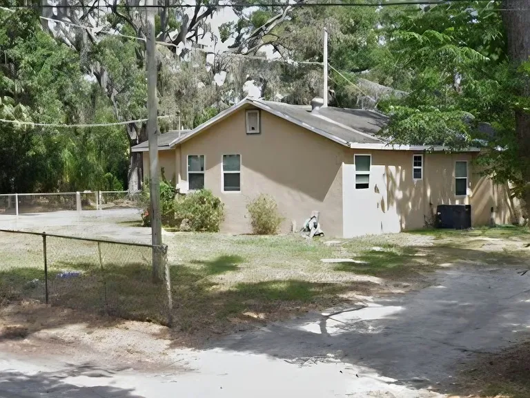 11617 Grovewood Ave — Photo 3