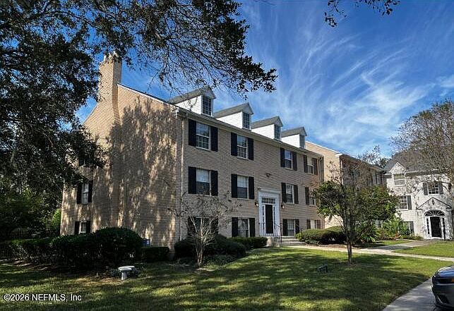 1st image of 4301 PLAZA GATE Lane S #301