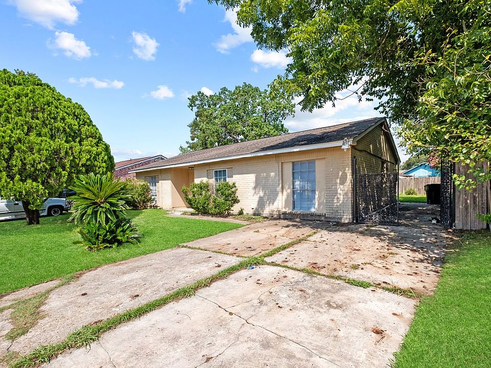 1st image of 207 Goodson Dr