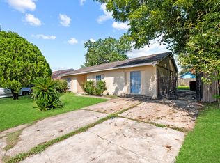 207 Goodson Dr, Houston, TX 77060