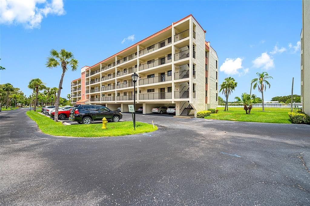 9450 Harbor Greens Way APT 207