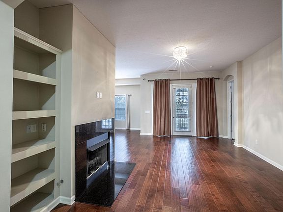 5th image of 9114 Scenic View Cir