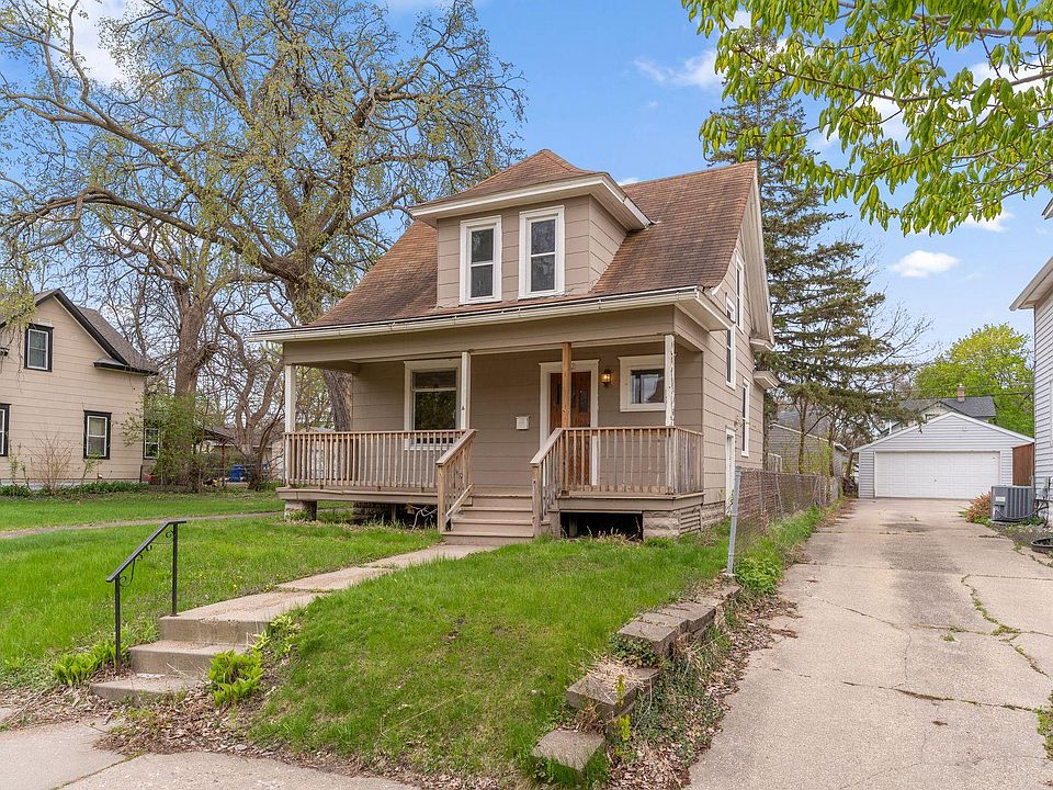1st image of 1302 Hewitt Ave