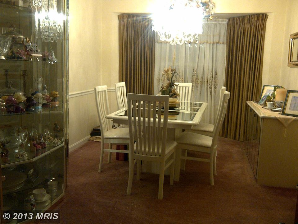 2nd image of 8400 Cinema Ct