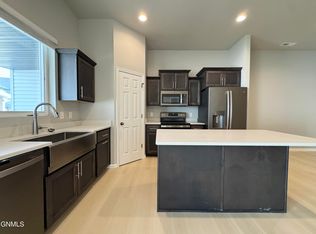 110 Kenner Loop, Bismarck, ND 58504