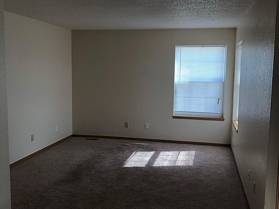2nd image of 407 Belisle St