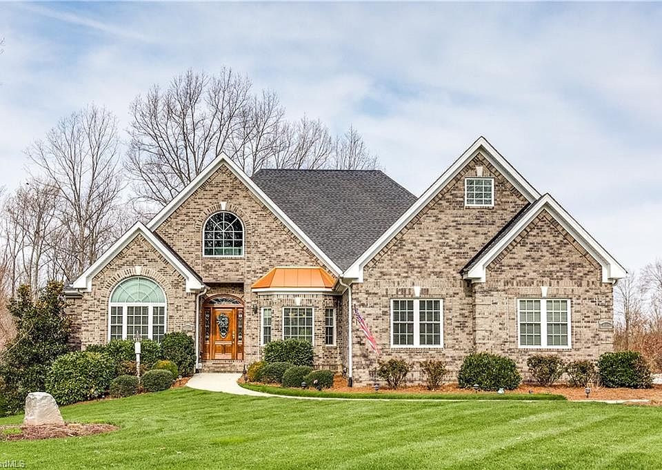 1st image of 480 Hiatts Dr