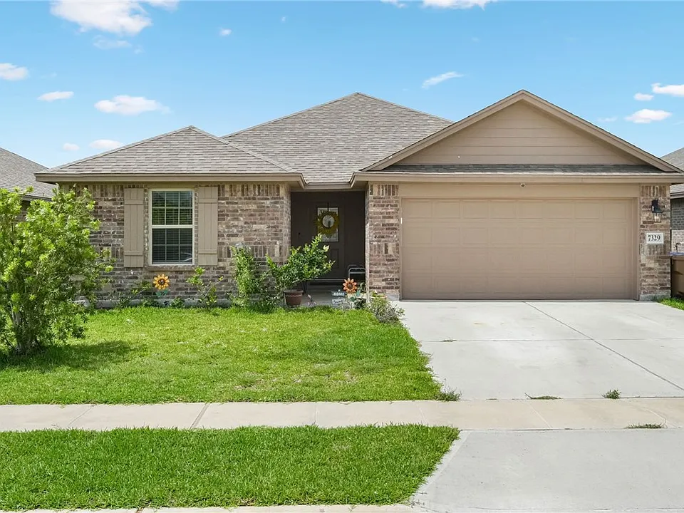 7329 Tristan Dr