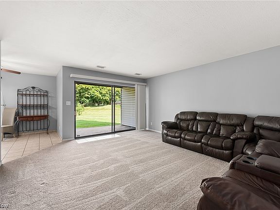 4th image of 6300 Greenwood Pkwy APT 102
