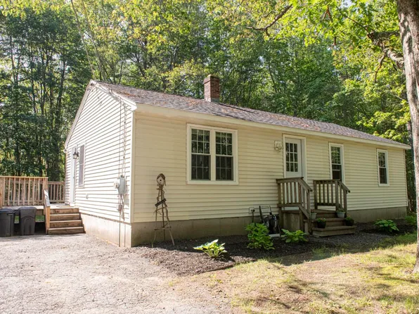7 Dogwood Lane, Sanford, ME 04073
