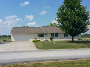 23764 Grist Mill Ln, Athens, IL 62613