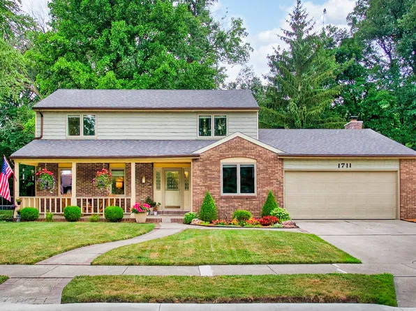 1711 Lofton Way, Fort Wayne, IN 46815