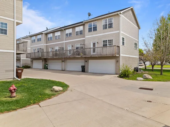 1305 S G Ave Unit 1, Nevada, IA 50201