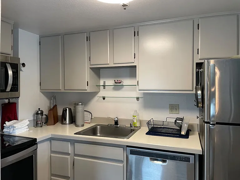 505 E Denny Way #A608 — Photo 6