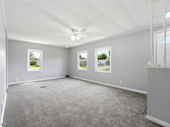 3rd image of 490 Arabian Ct