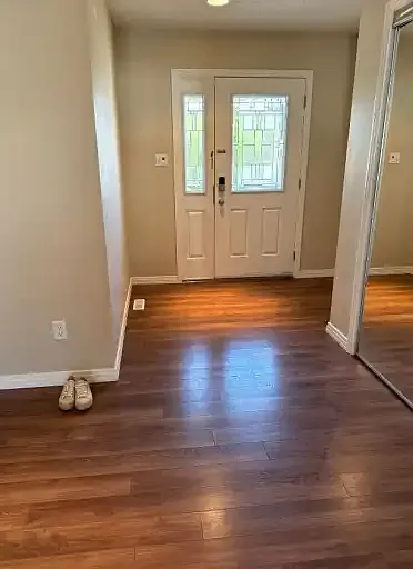 5 bed, 3.5 bath, 3500 sqft, $3,500 — Photo 3