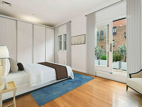 4th image of 32 E 10th St #1