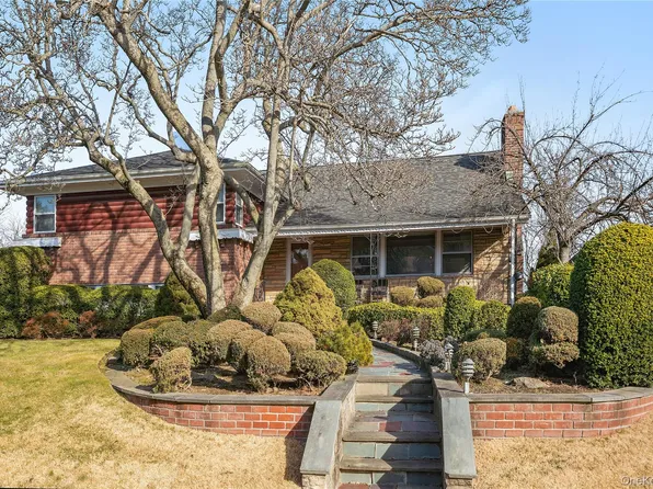 27-17 216th Street, Bayside, NY 11360