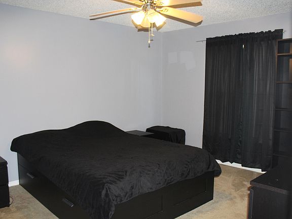 4th image of 2933 College Park Dr