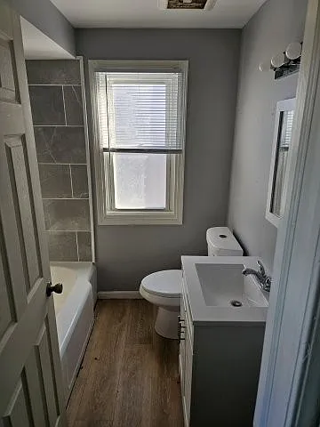 4196 Buckingham Ave — Photo 5