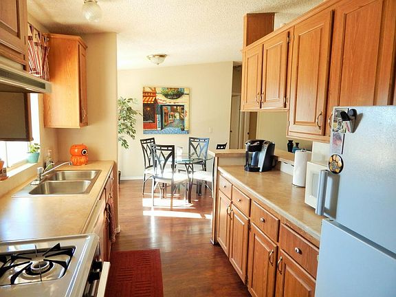 3rd image of 2095 W Camino Amigo