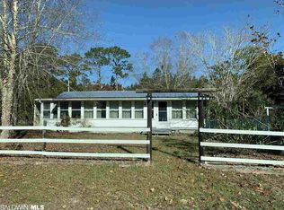 29701 Pine St, Elberta, AL 36530
