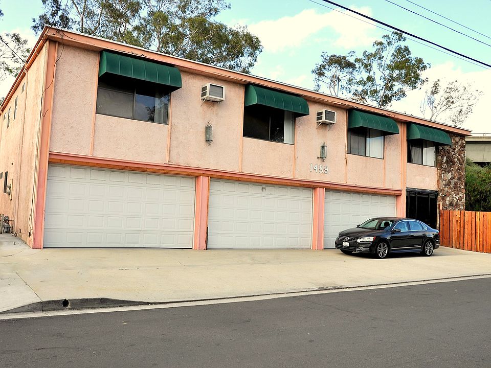 1st image of 1459 Stanley Ave APT 3