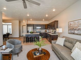 8142 E Tencate Pl, Sioux Falls, SD 57110