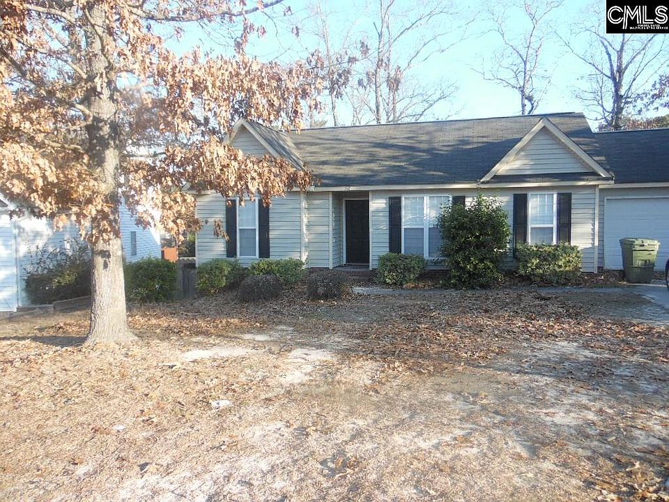 1st image of 318 Oak Creek Cir