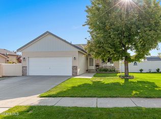 2710 E Thrush Dr, Post Falls, ID 83854