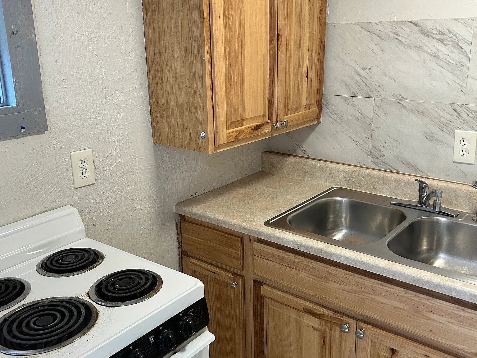 Studio, 380 sqft, $1,600 — Photo 2