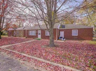 2006 Richmond St, Rockford, IL 61101
