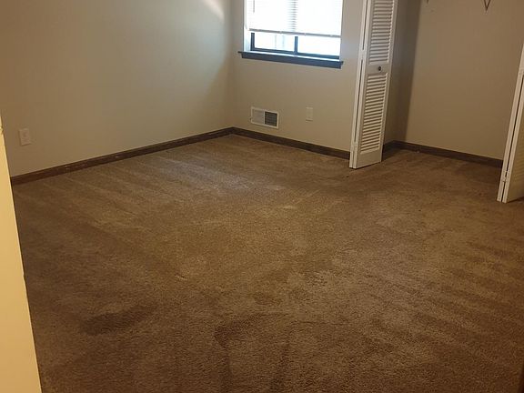 4th image of 253 Toweridge Dr