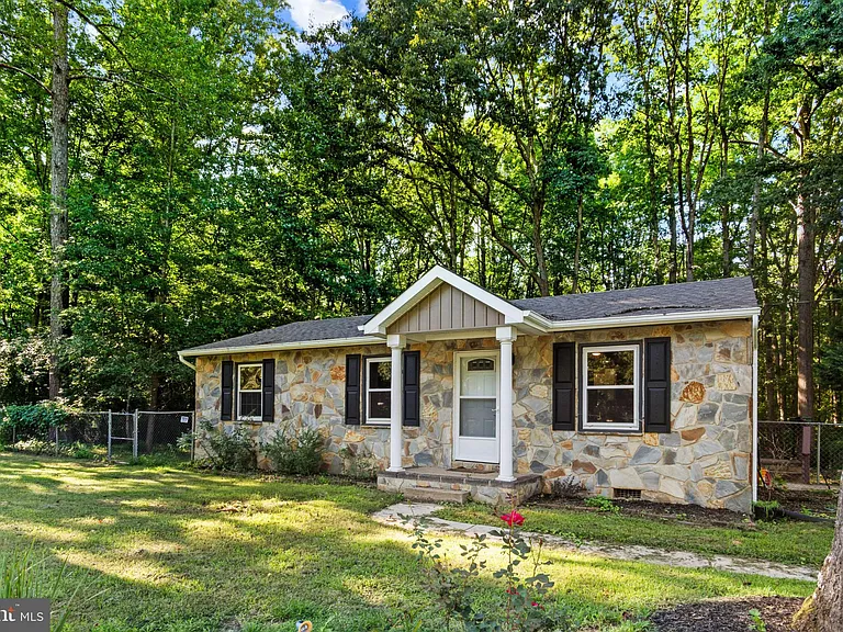 5539 Cedon Rd SW — Photo 4